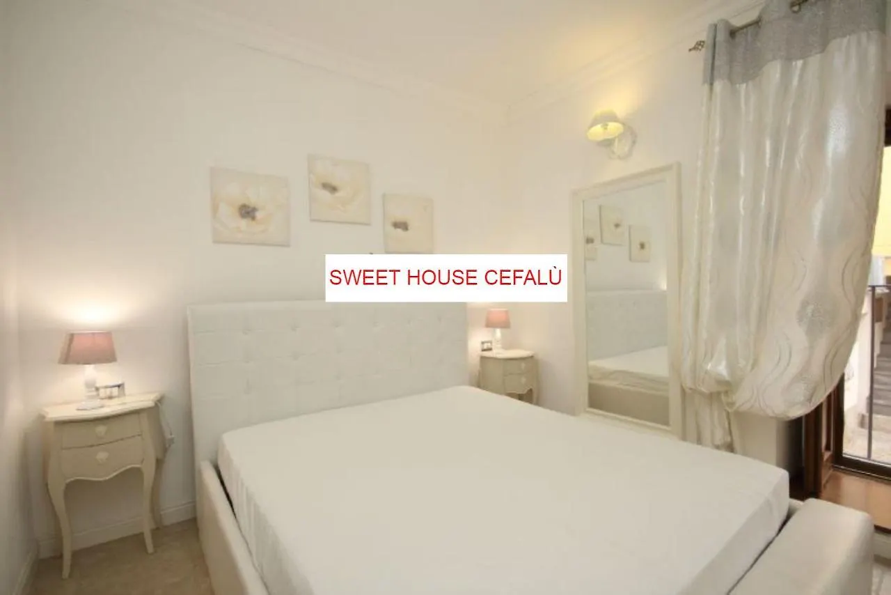 チェファル Sweet Houseヴィラ 0*,